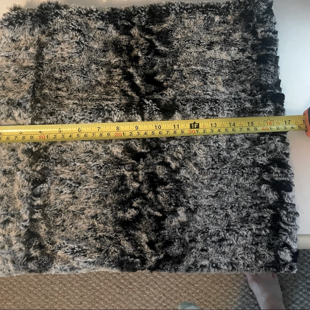 Infinity Scarf - Picture 3 of 3